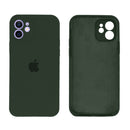 Capinha Celular iPhone 12 Silicone Aveludado com Proteção Câmera