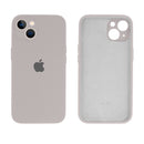 Capinha Celular iPhone 13 Silicone Aveludado com Proteção Câmera
