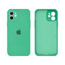 Capinha Celular iPhone 12 Silicone Aveludado com Proteção Câmera