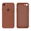 Capinha Celular iPhone 7, 8, SE 2ª e 3ª Geração Silicone Aveludado com Proteção de Câmera