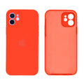 Capinha Celular iPhone 12 Silicone Aveludado com Proteção Câmera