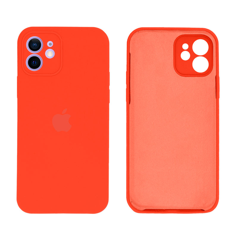 Capinha Celular iPhone 12 Silicone Aveludado com Proteção Câmera