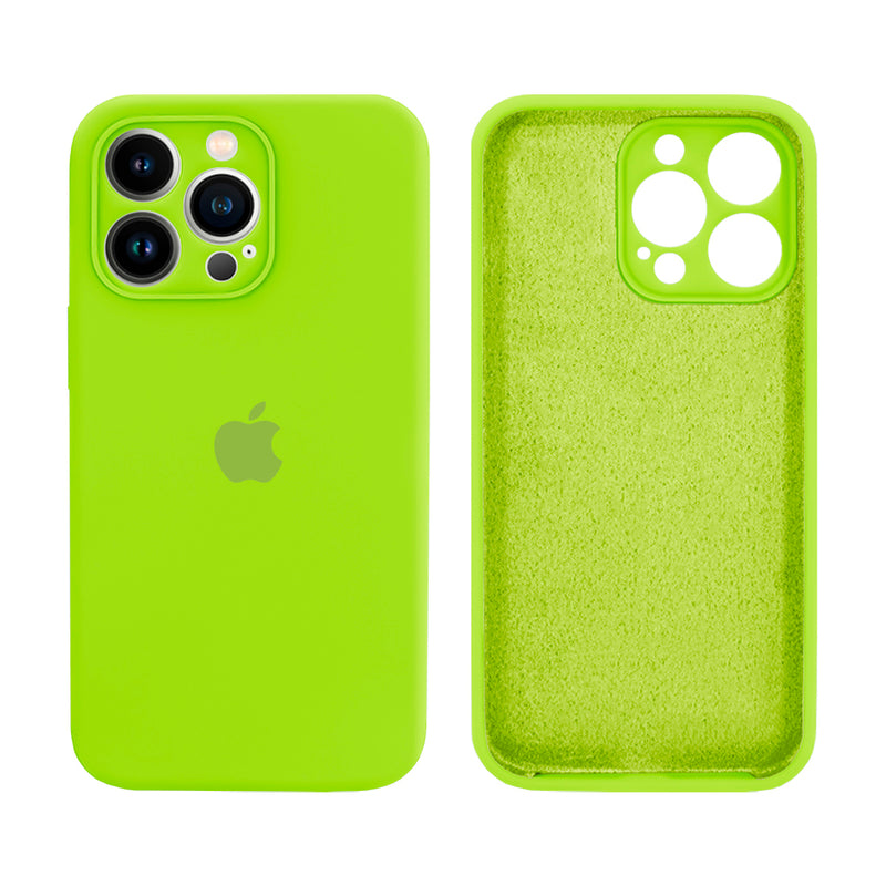 Capinha Celular iPhone 13 Pro Silicone Aveludado com Proteção Câmera