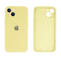 Capinha Celular iPhone 13 Silicone Aveludado com Proteção Câmera
