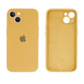 Capinha Celular iPhone 13 Silicone Aveludado com Proteção Câmera